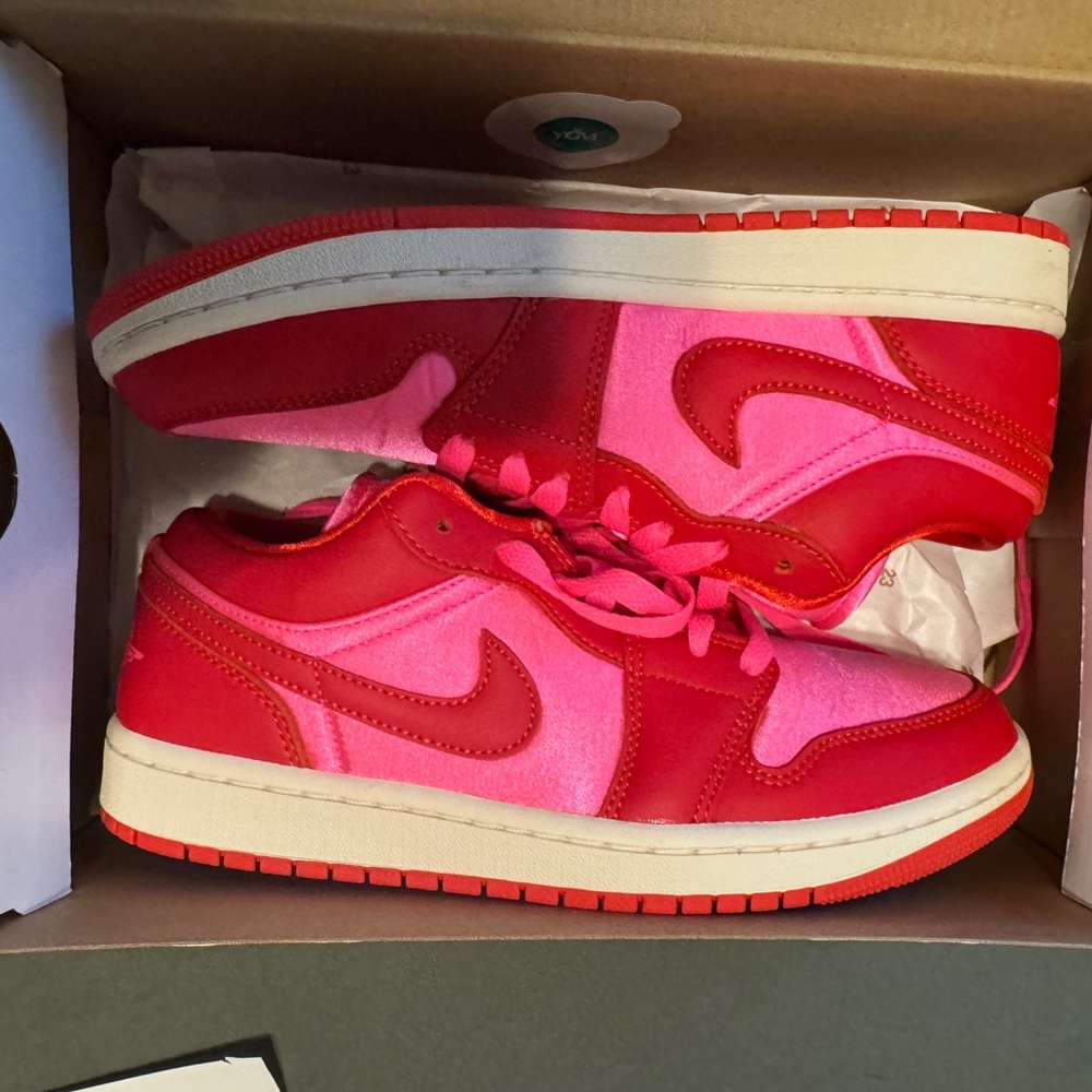 Nike Air Jordan 1 Low Sneakers